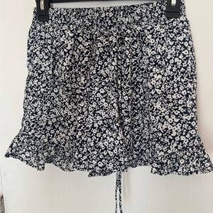 Sienna Sky Black and White Patterned Skirt